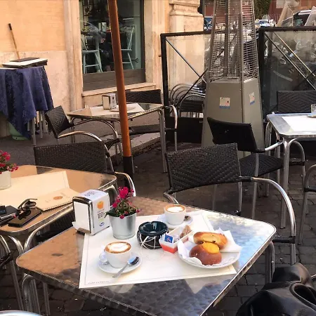 Affittacamere Delsi Pantheon 2*